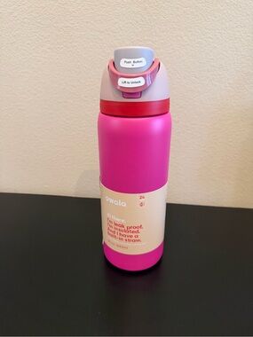 Owala 32oz Pink Insulated Water Bottle with Straw